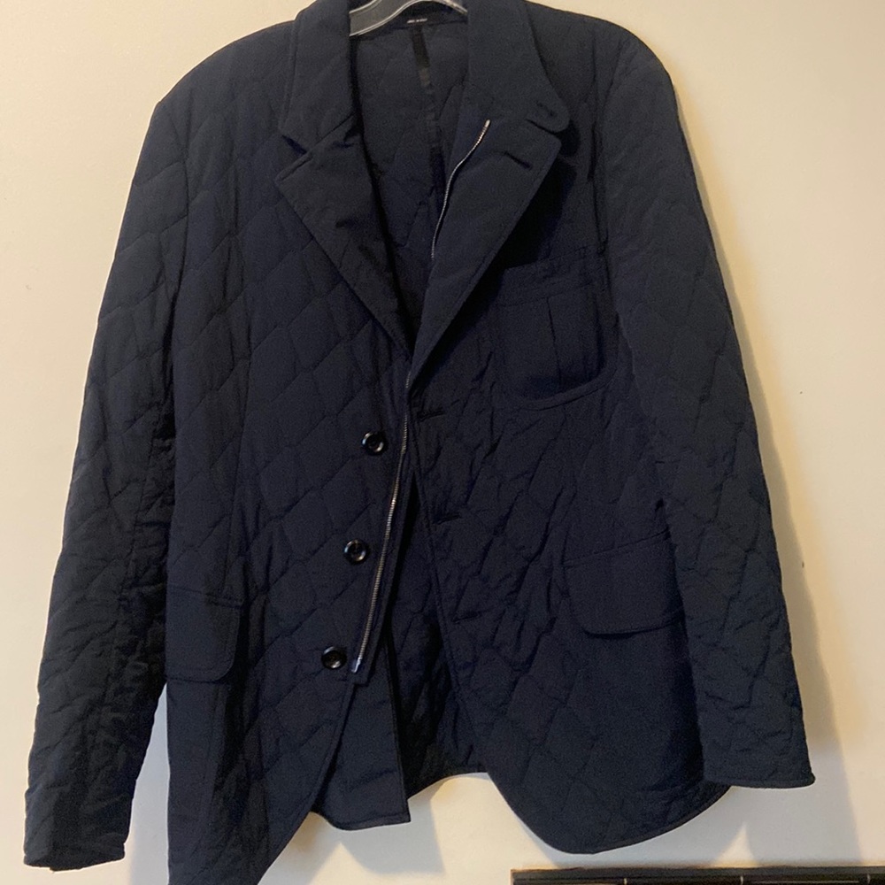 Tom Ford navy quilted blazer with zip and btn front.